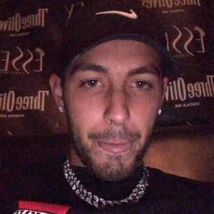 Meet your Posher, Marcos